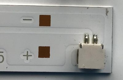 KIT DE LEDS PARA TV SAMSUNG / NUMERO DE PARTE 09810104MA01 / HRS_SE32_2X5_2W_MCPCB 12MM_V1_A / KE4L-64G2-2-B-A60-01-22776 / MODELO UN32M4500BFXZA RC03 - Imagen 2